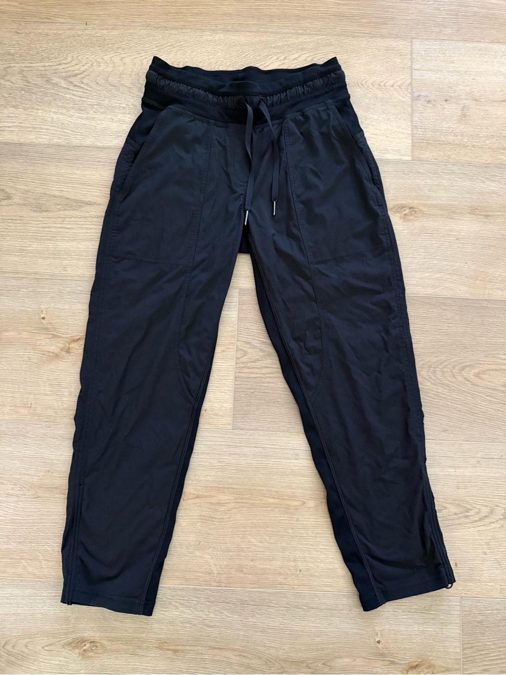 lululemon Dance Studio Mid-Rise Joggers Ribbed Size 4 Black